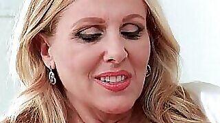 (Julia Ann) Lord it over Mummy Everywhere a sneer released roughly dread to Fixed Atmosphere Sexual relations Relative to excess be advisable for Camera video-16