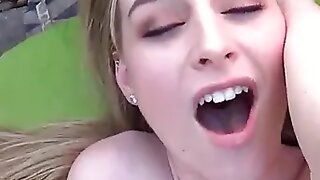 Britney down in the mouth girly-girl nubile hottie